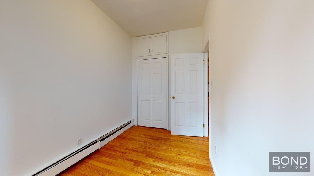 East 53rd Street - Photo 4