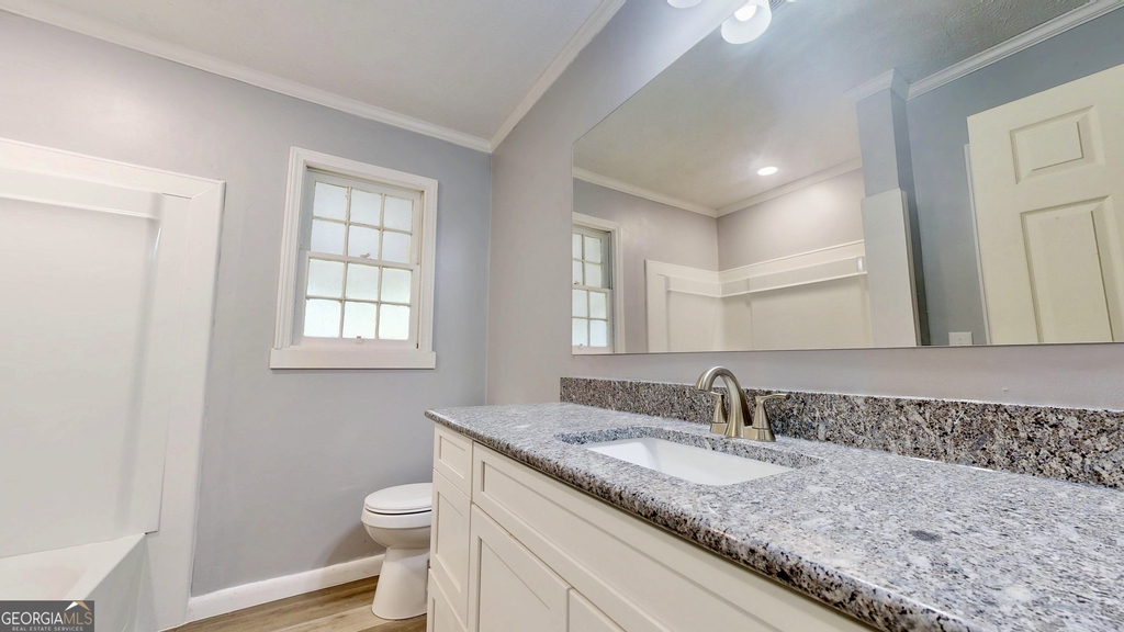 1001 Darling Avenue - Photo 14
