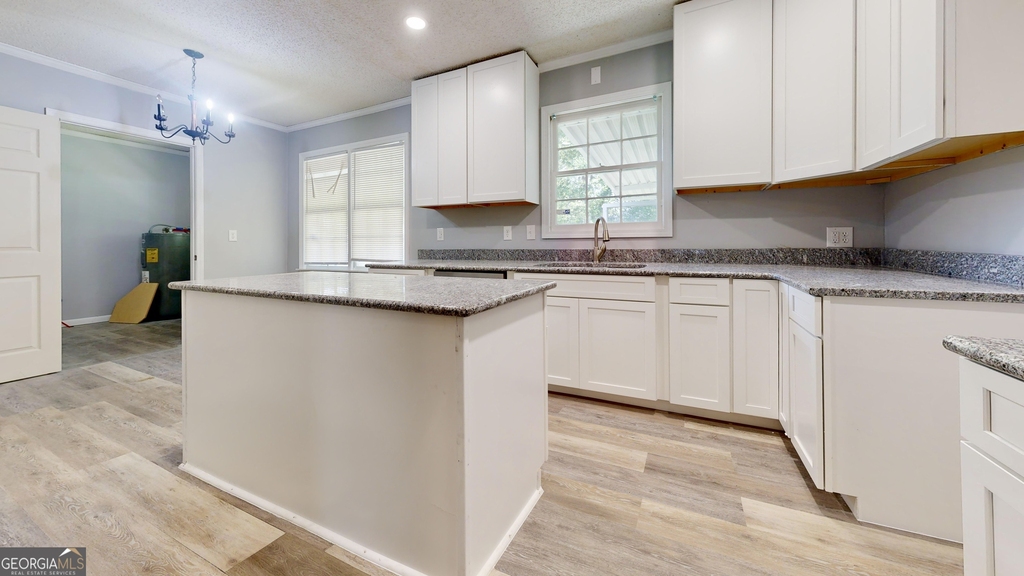 1001 Darling Avenue - Photo 2