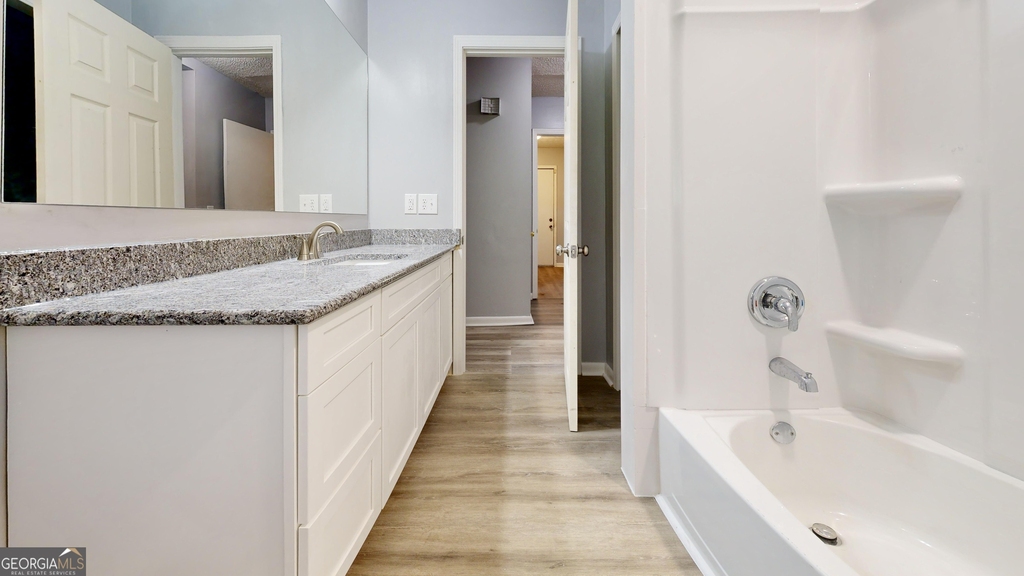 1001 Darling Avenue - Photo 23