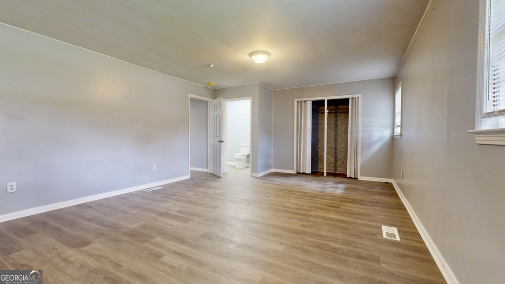 1001 Darling Avenue - Photo 11
