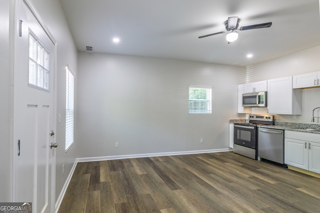 2741 Village Green Drive - Photo 7