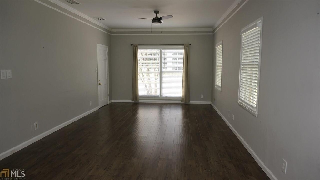 3763 Ashford Dunwoody Road Ne - Photo 3