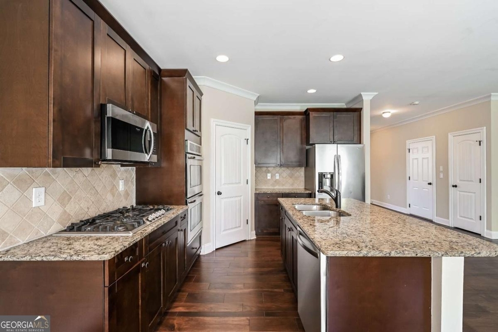 2901 Canyon Glen Way - Photo 3
