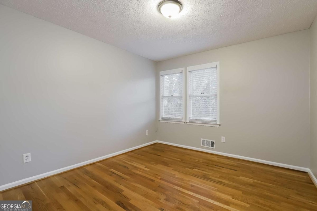 2010 Golden Ridge Circle - Photo 11