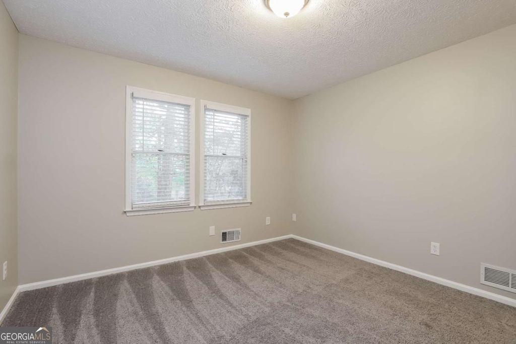2010 Golden Ridge Circle - Photo 10