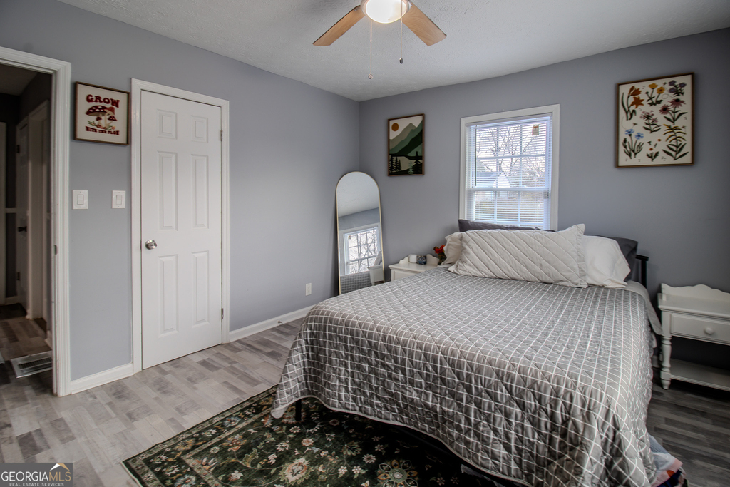 579 Lynmore Avenue - Photo 9