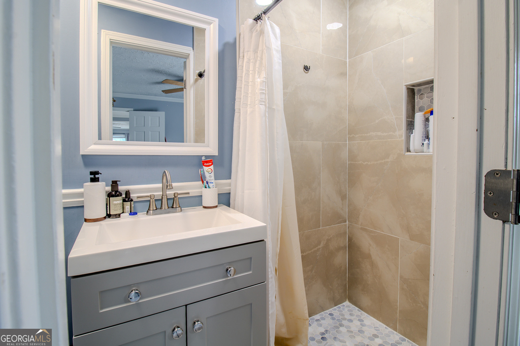 579 Lynmore Avenue - Photo 19