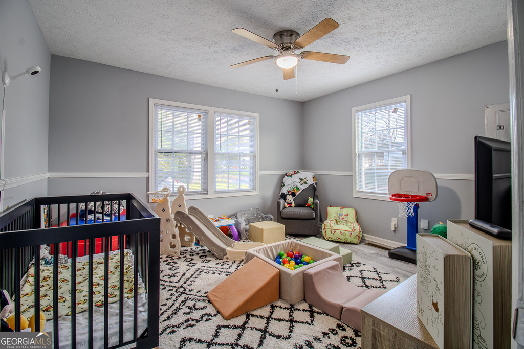 579 Lynmore Avenue - Photo 11