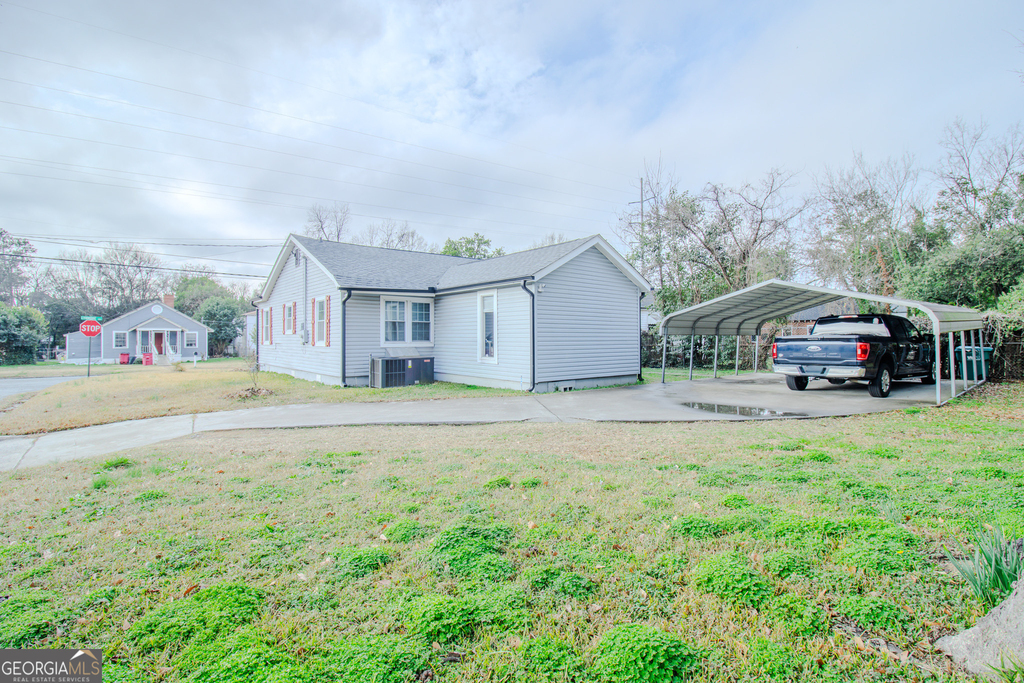579 Lynmore Avenue - Photo 21