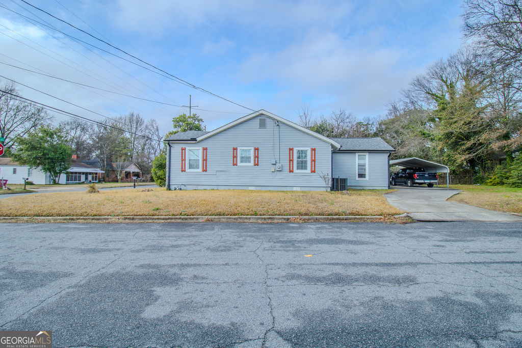 579 Lynmore Avenue - Photo 23