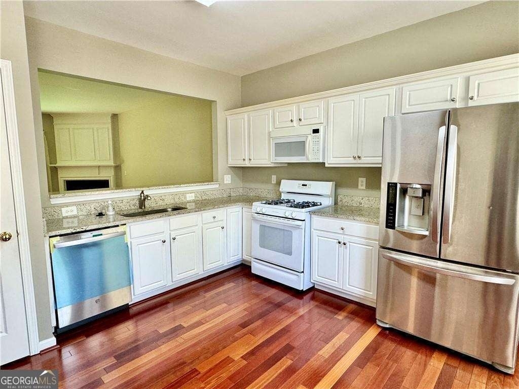 3389 Lathenview Court - Photo 5