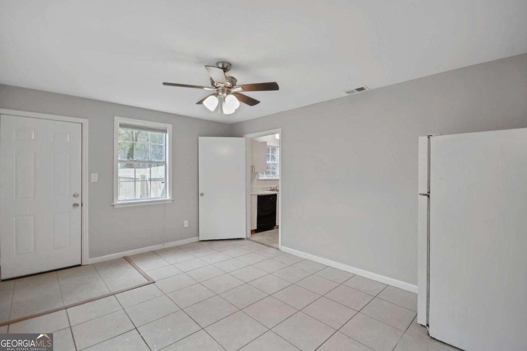 1877 Sumter Street Nw - Photo 12