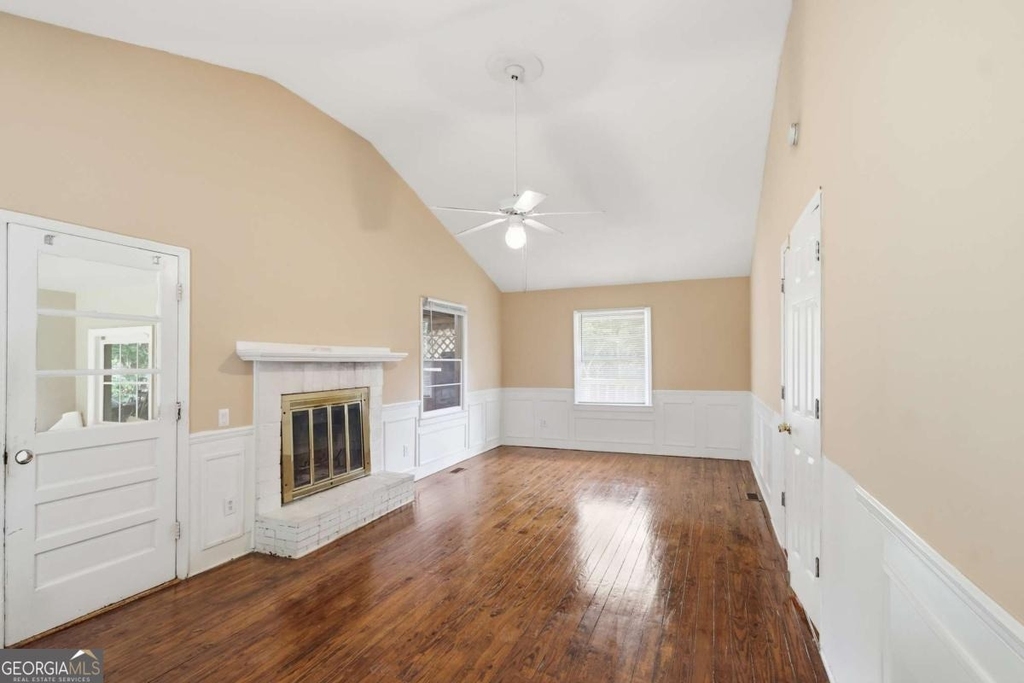 1370 Blackwell Road - Photo 10