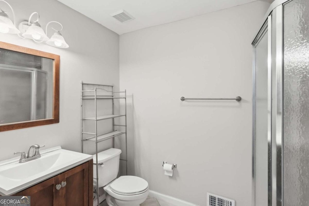 1370 Blackwell Road - Photo 12