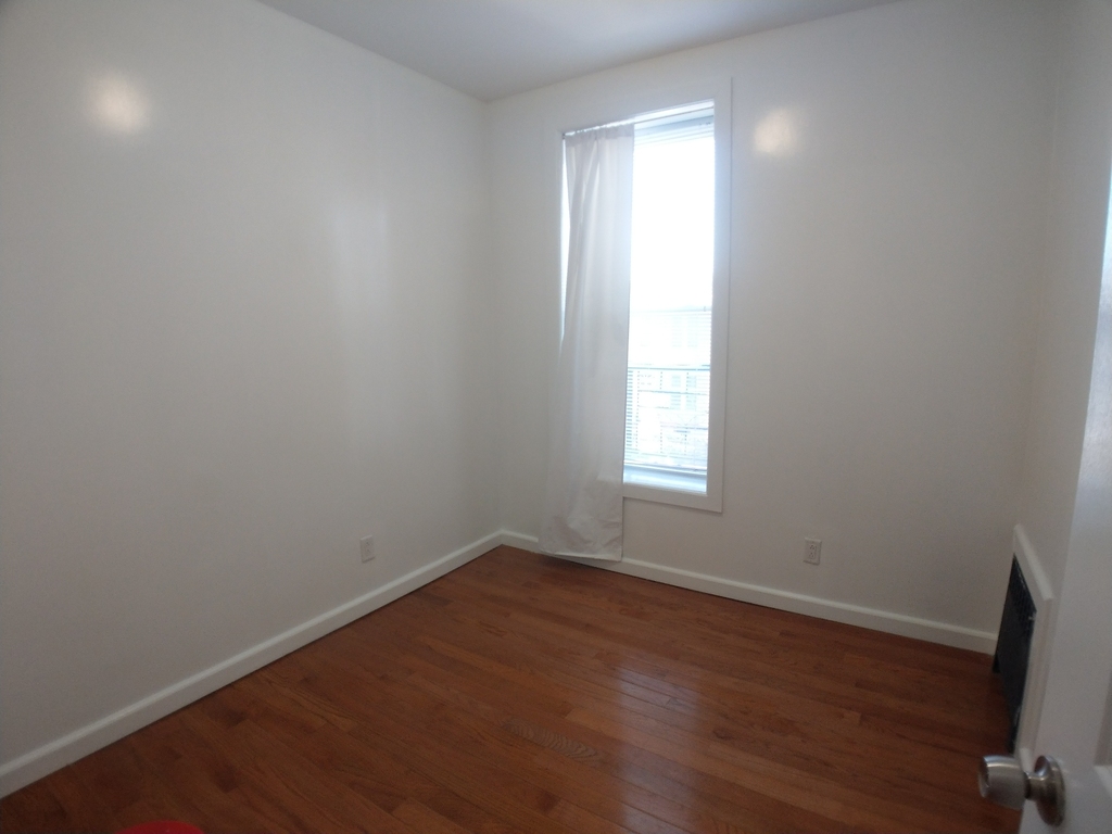 7304 6th Avenue - Photo 6