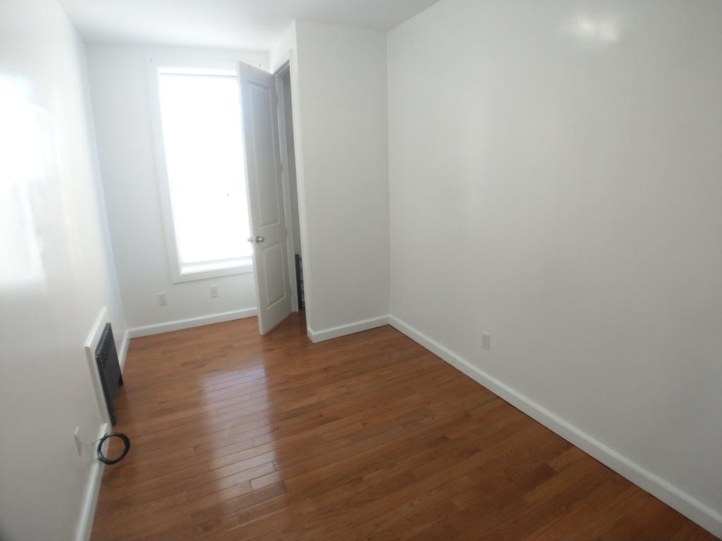 7304 6th Avenue - Photo 8
