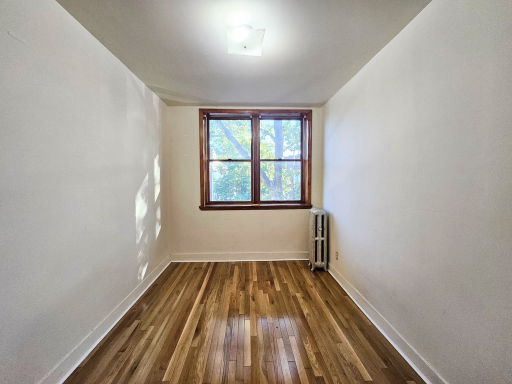 1763 71st Street - Photo 4