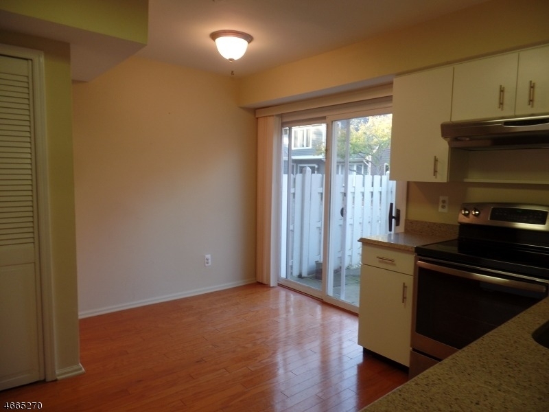 85 Village Dr - Photo 5