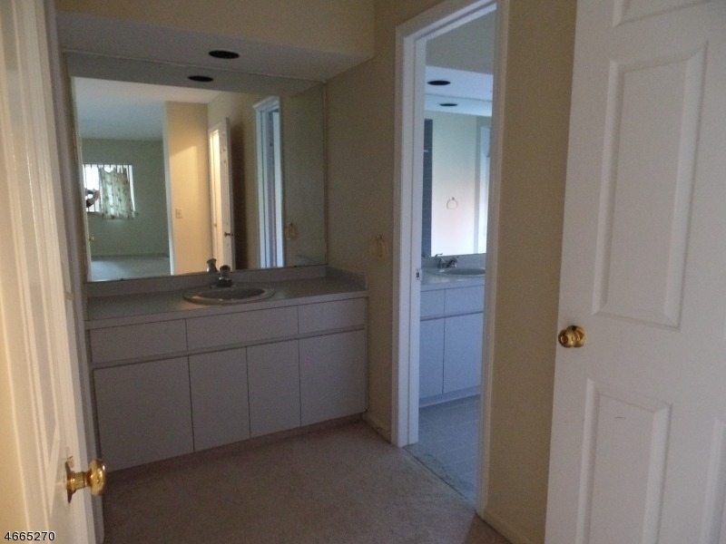 85 Village Dr - Photo 15
