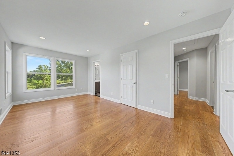 4 Michael Ct - Photo 32