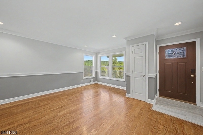4 Michael Ct - Photo 5