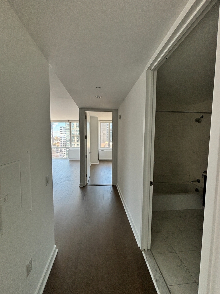 32 Street & 5th Avenue - Photo 13