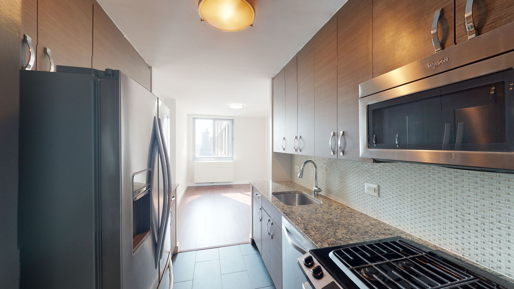 401 E 34th St - Photo 2