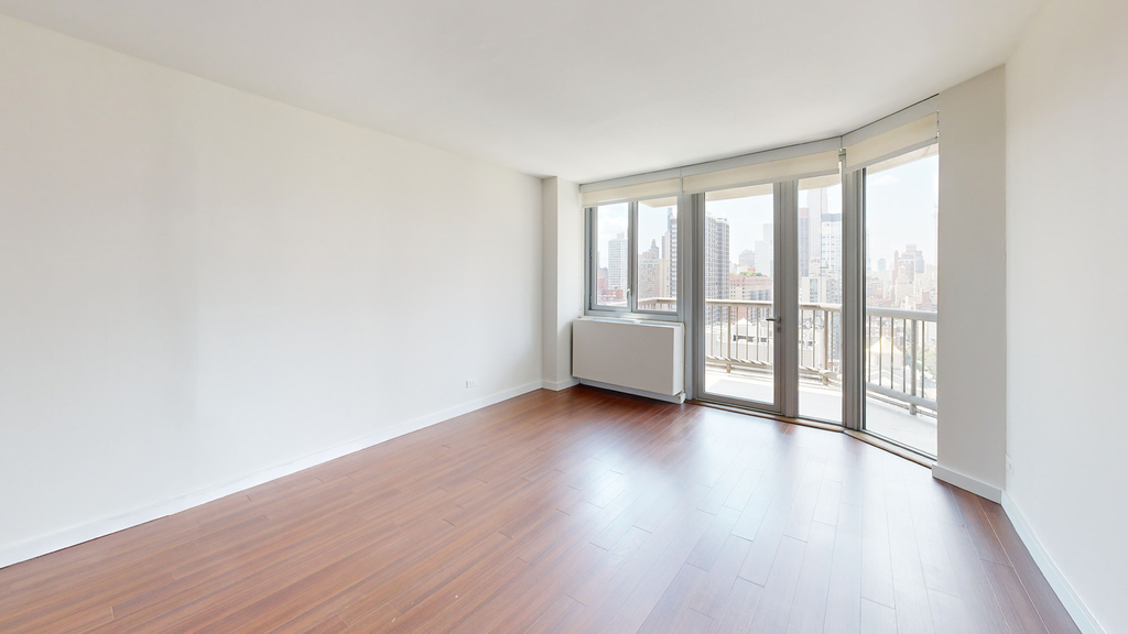 401 E 34th St - Photo 2