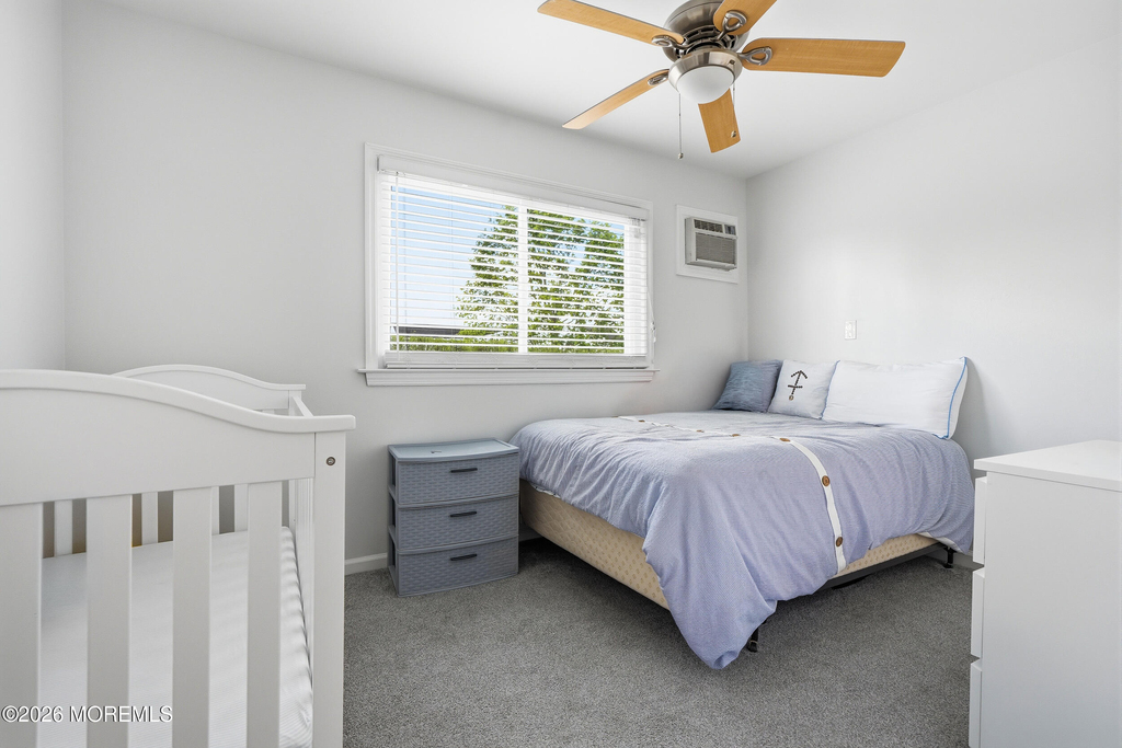 970 Van Court Avenue - Photo 26