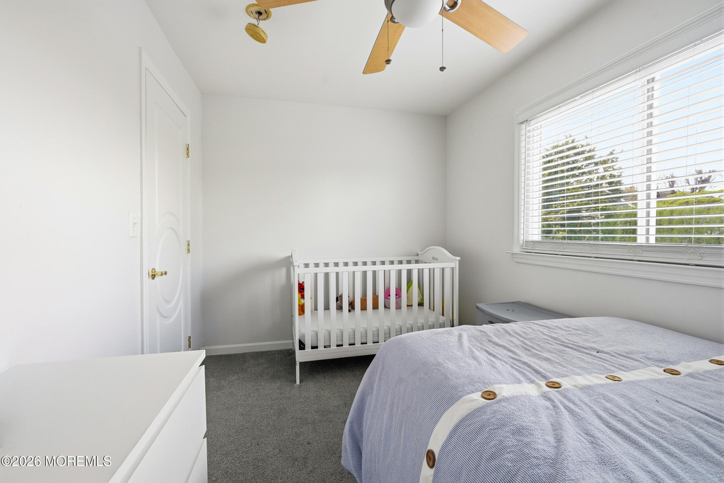 970 Van Court Avenue - Photo 27