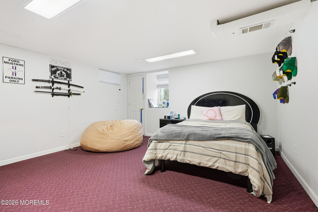 970 Van Court Avenue - Photo 33