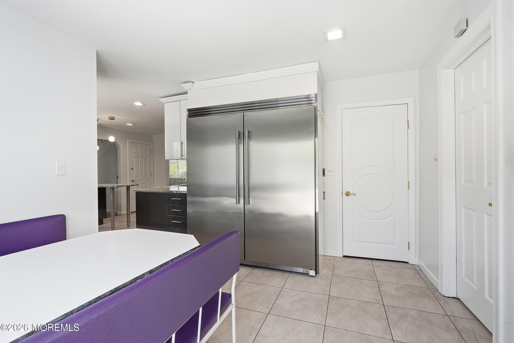 970 Van Court Avenue - Photo 16