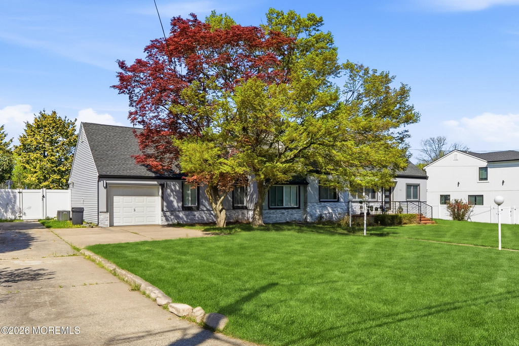 970 Van Court Avenue - Photo 37