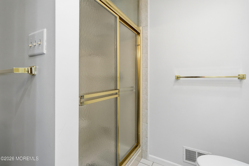 970 Van Court Avenue - Photo 24