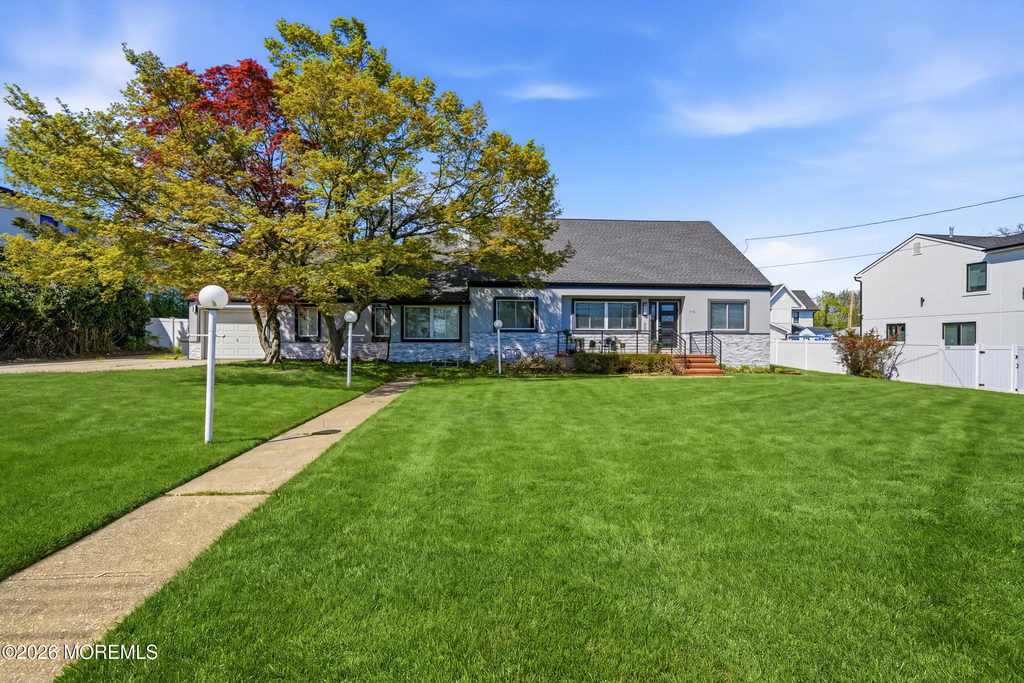 970 Van Court Avenue - Photo 38