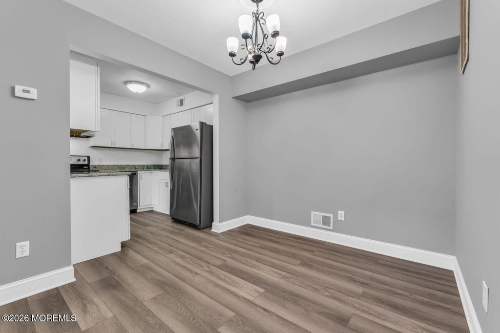 803 Wellington Place - Photo 4