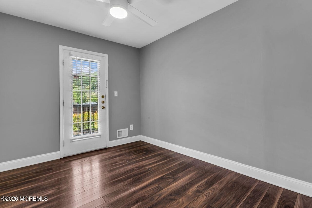 803 Wellington Place - Photo 8