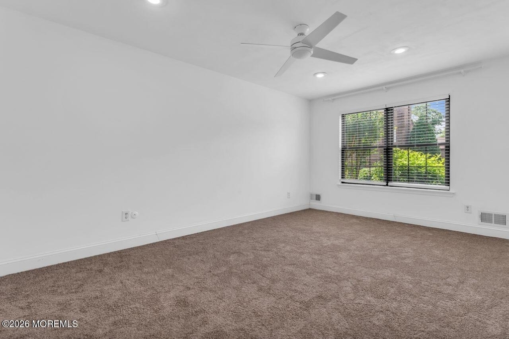 803 Wellington Place - Photo 9