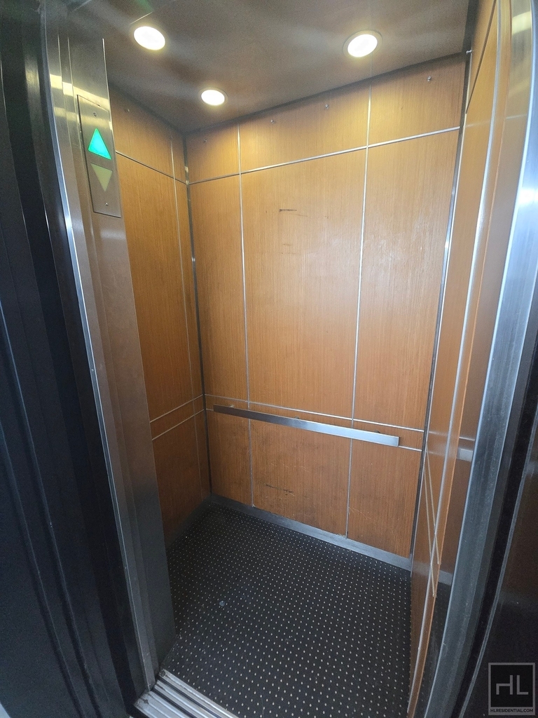 West 79 Street - Photo 7