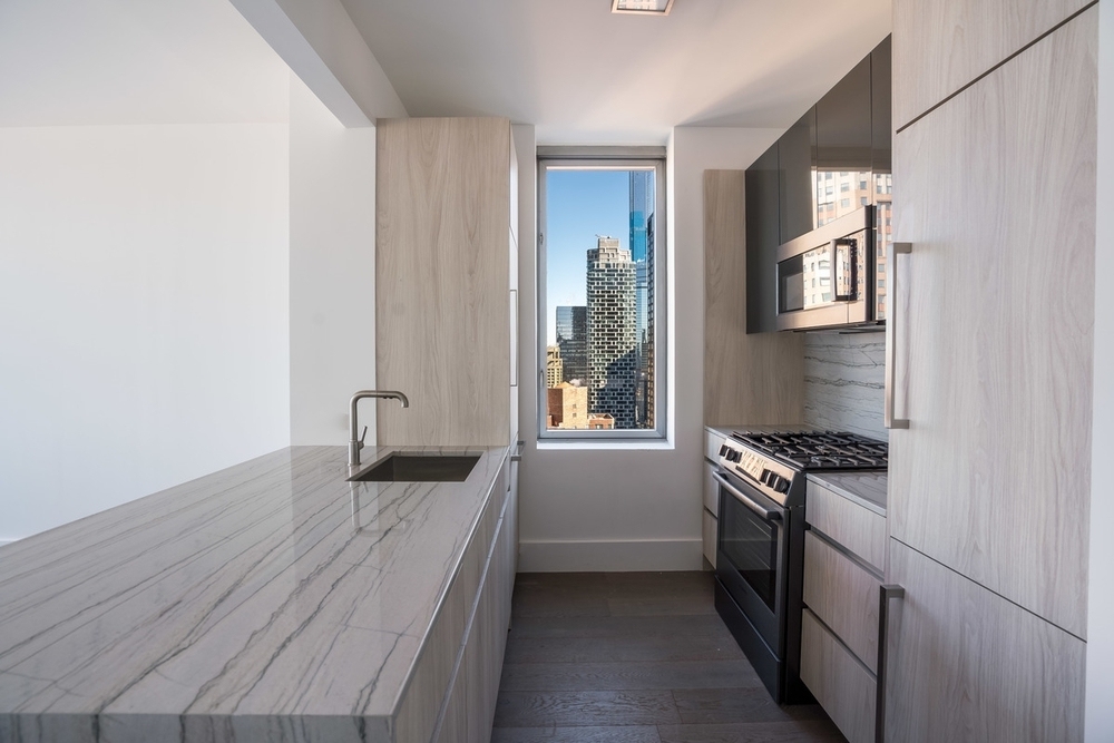 West 47th Street - Photo 1
