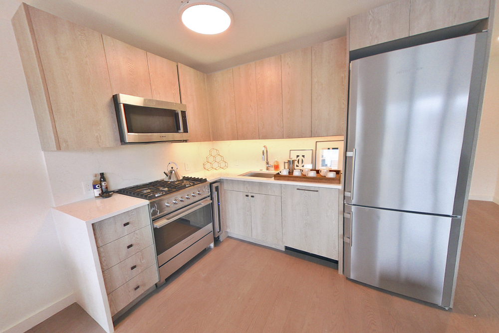 East 72nd Street - Photo 0