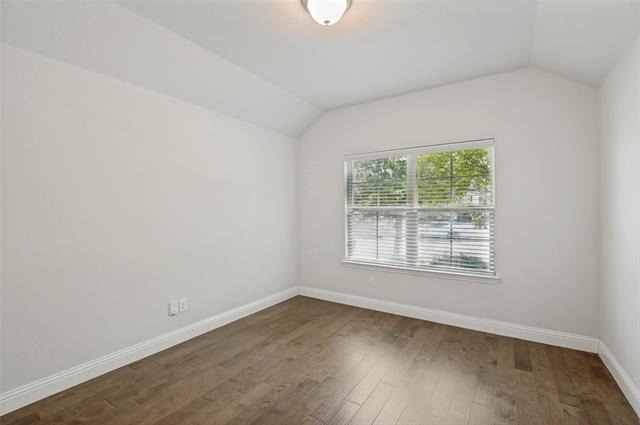 4541 Conrad Avenue - Photo 3