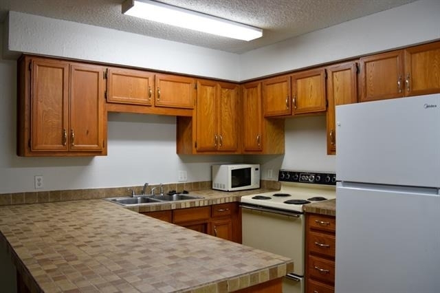 149 Private Road 1509 - Photo 1
