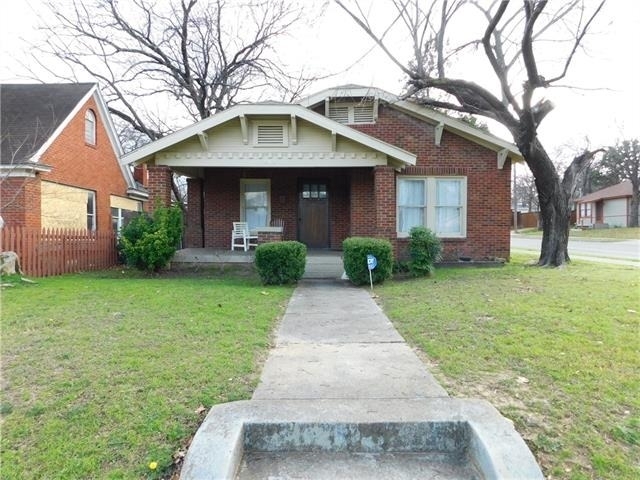 202 E 5th Street - Photo 0