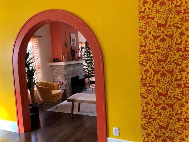 202 E 5th Street - Photo 4