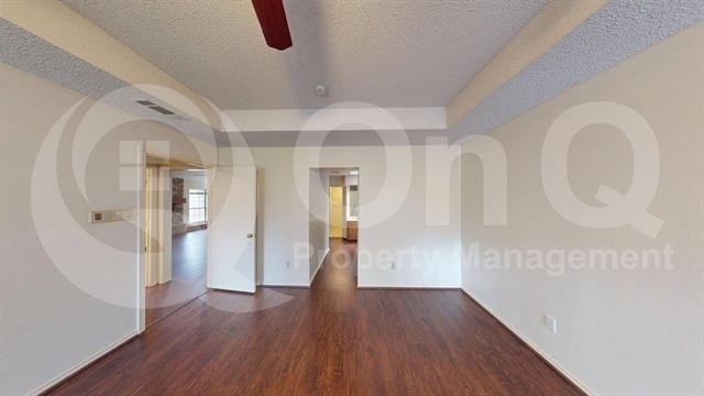 5511 Timber Green Drive - Photo 10
