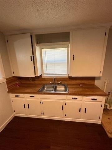 1301 Sewell Street - Photo 5
