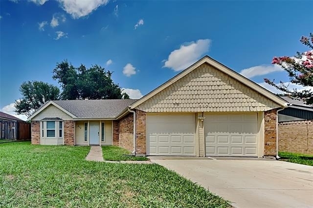 415 Lemon Drive - Photo 0