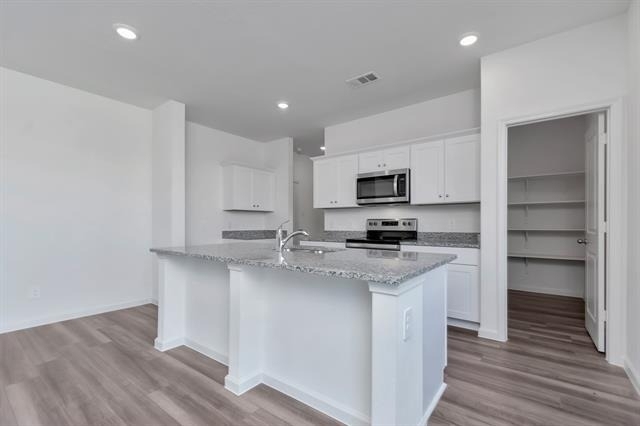 1632 Escondido Drive - Photo 7